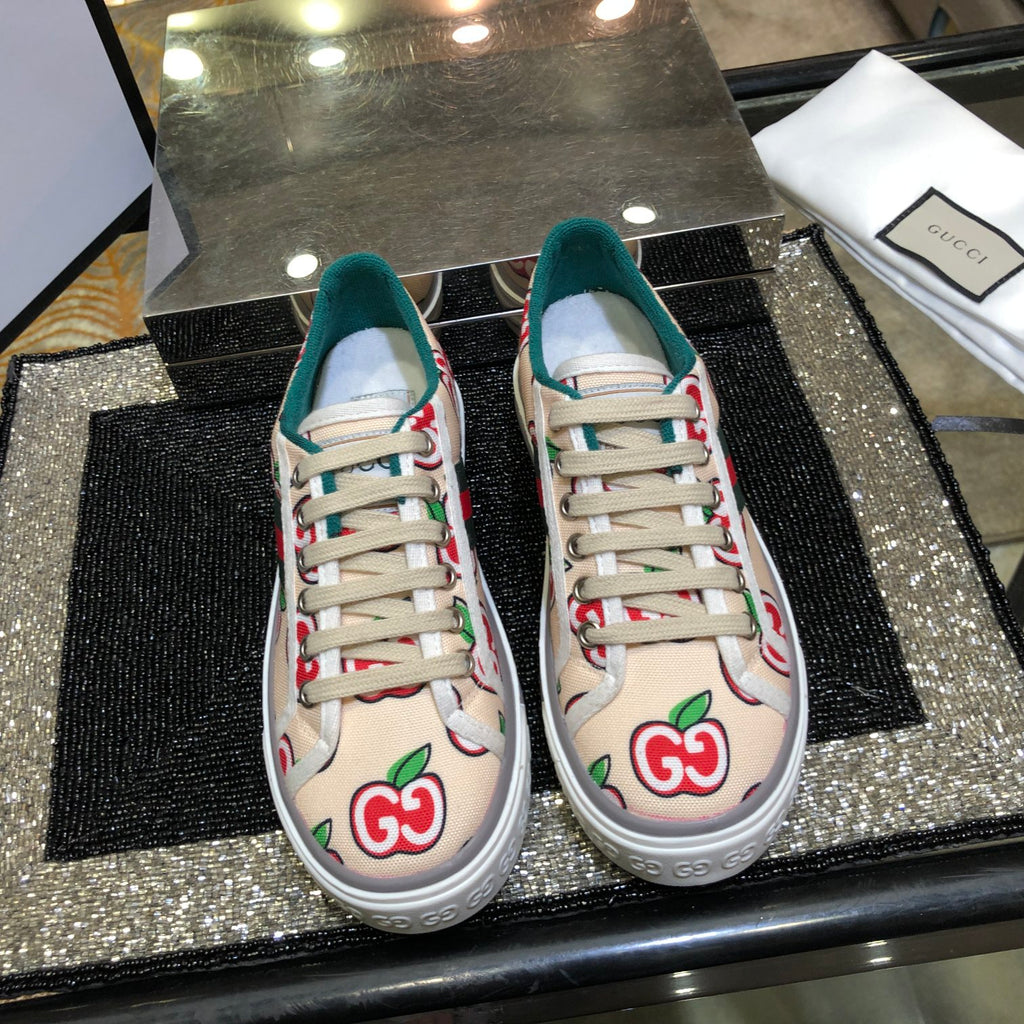 Z2Q105B207  Popular high-quality Shoes