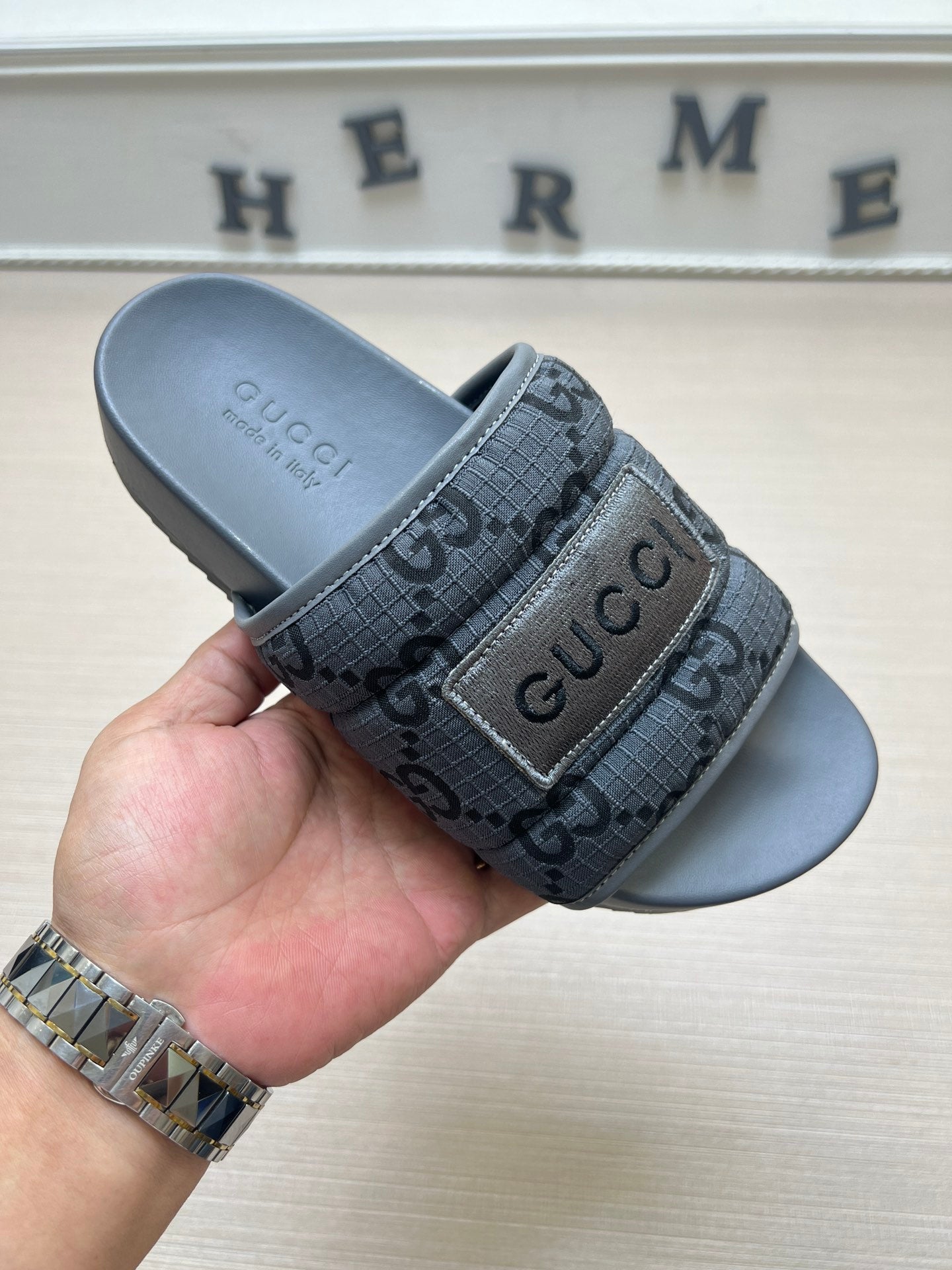 Z5ZB49 Popular slippers