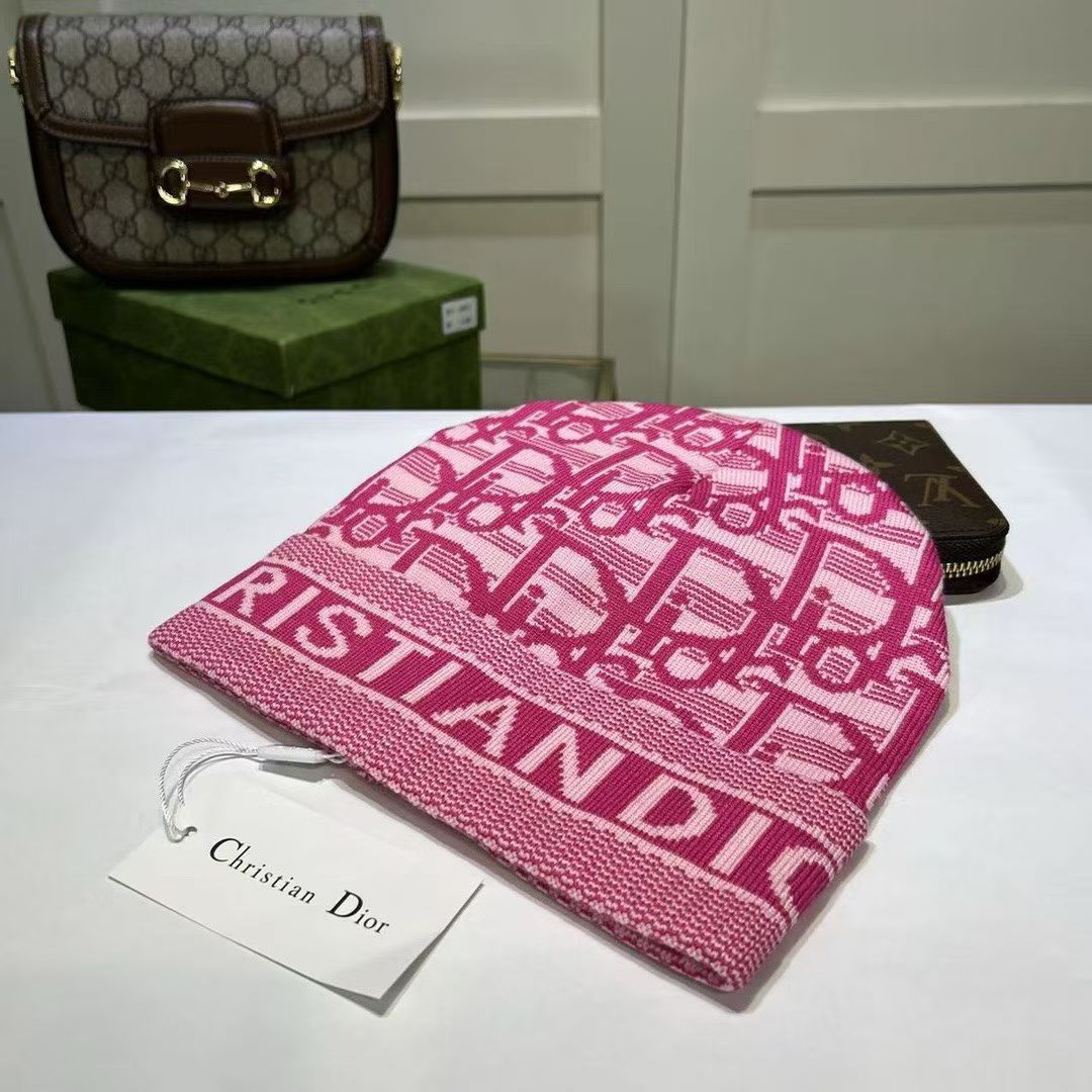 M1R86D45 Popular hats