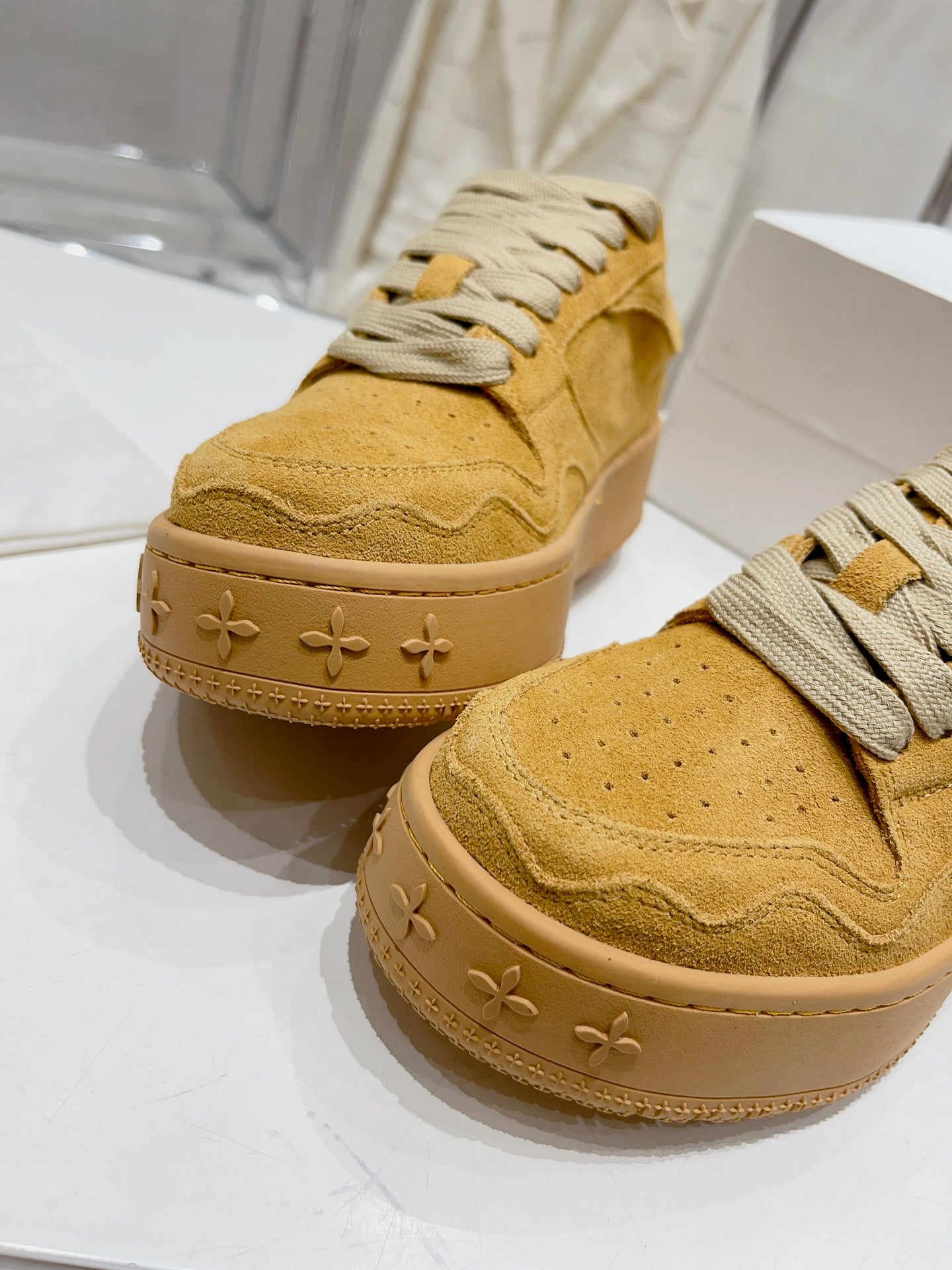 Z1Q105A345 Popular  Shoes