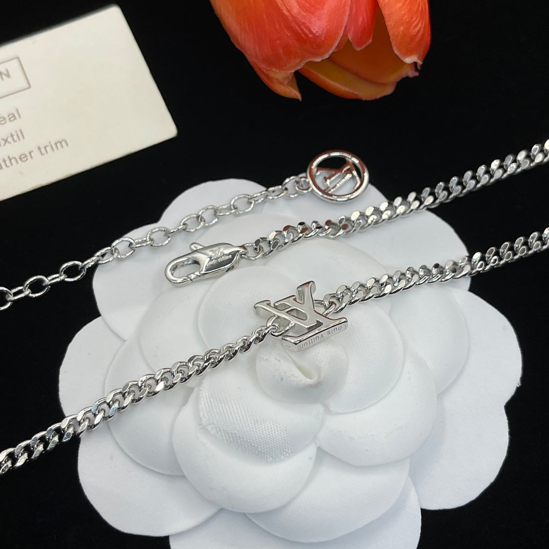 X1Z94E1001X Popular   Necklaces