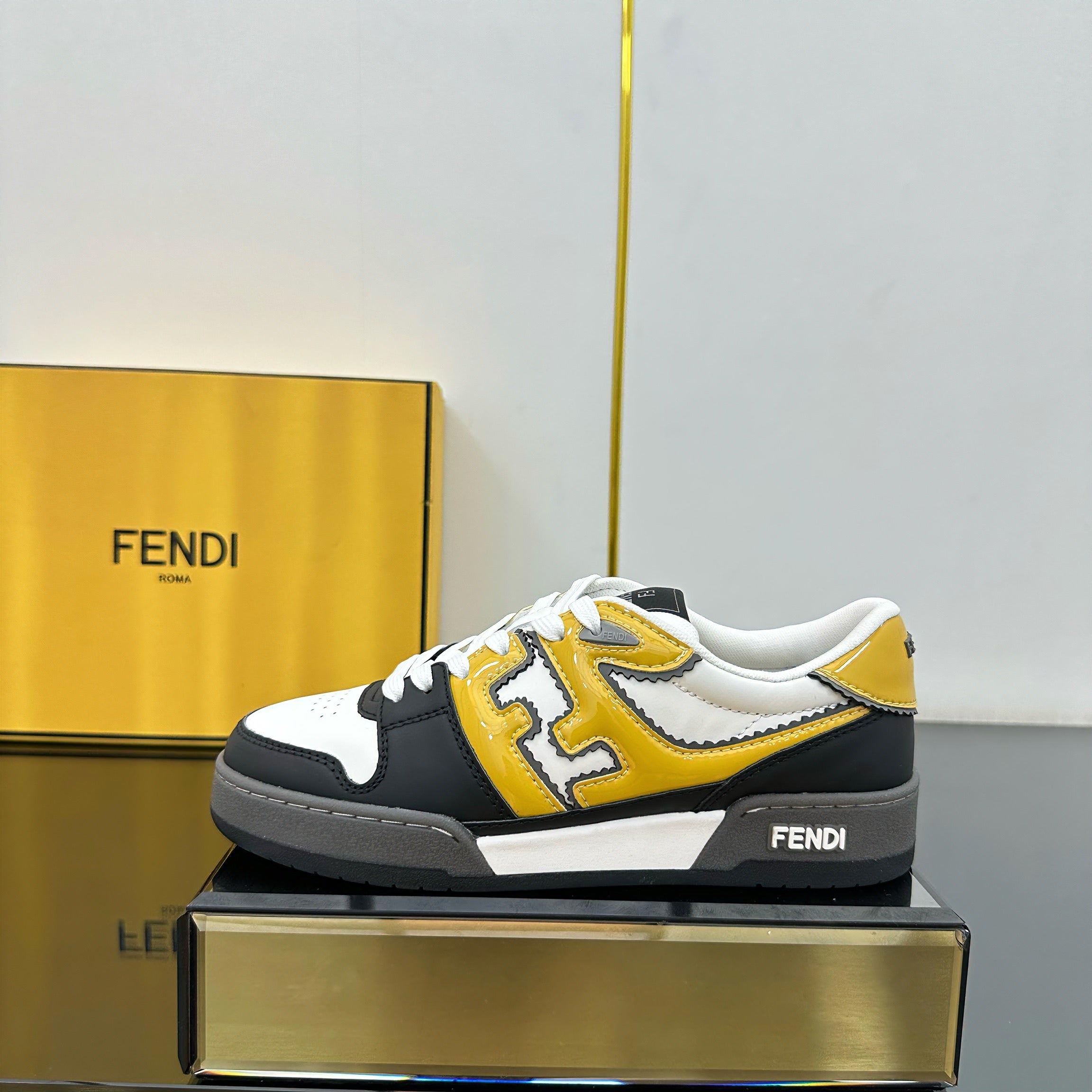 Z2Q105F419 Popular high-quality Shoes