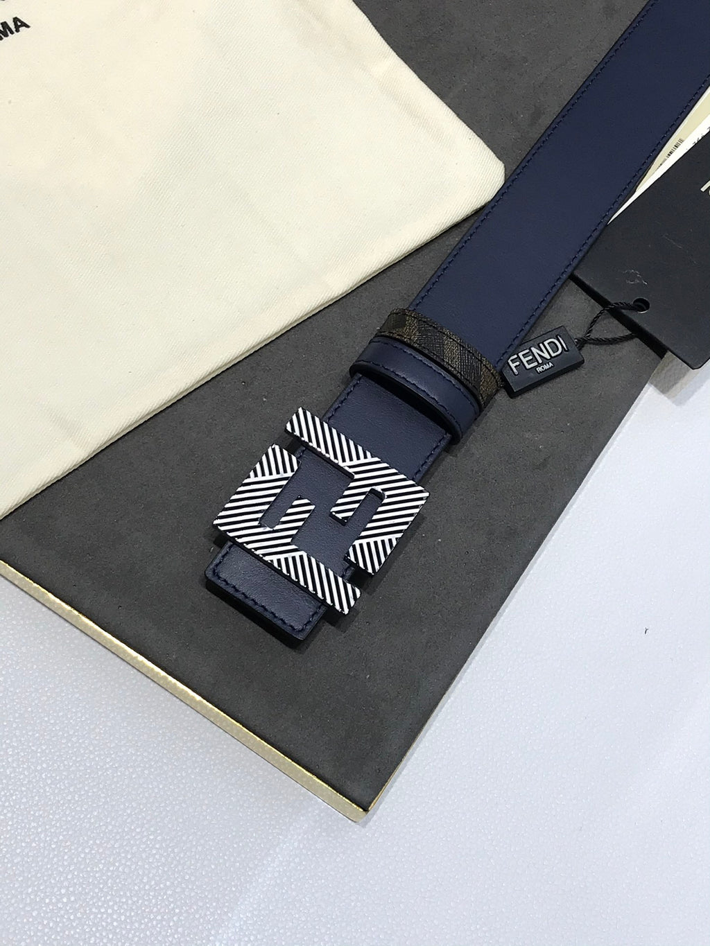 P1Q64F77 Popular   High quality belt With full package