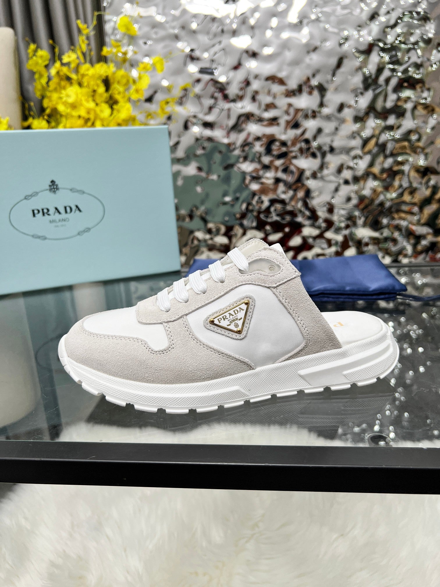 Z2Q95P96 Popular high-quality shoes