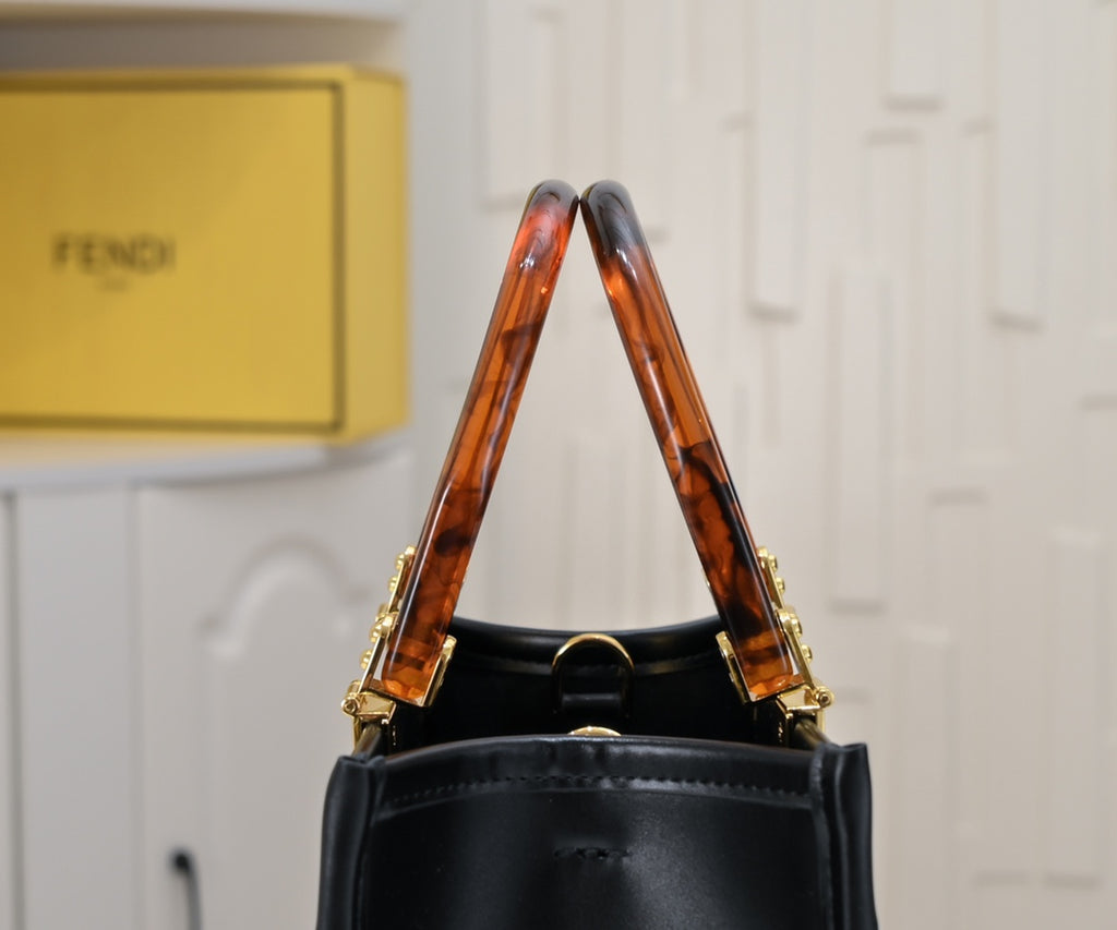 B1P36F101 Popular leather bag
