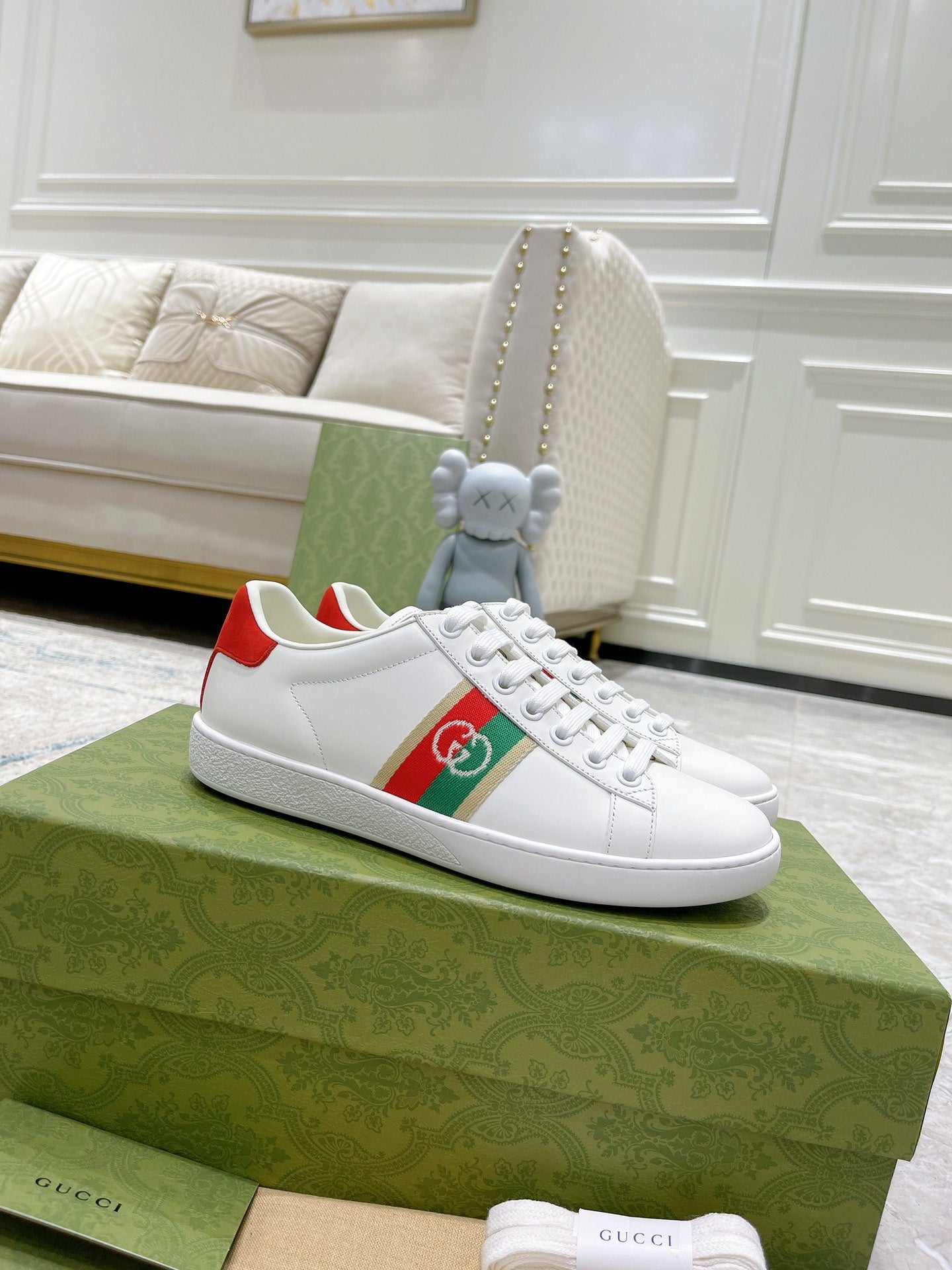 Z2Q105B199 Popular high-quality Shoes
