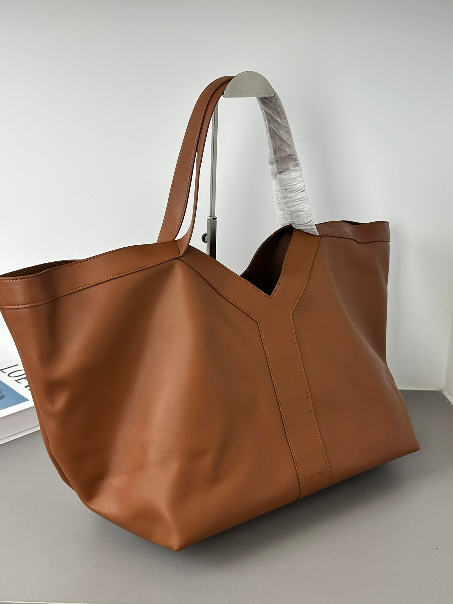 B1X104SL51 Popular    leather bag