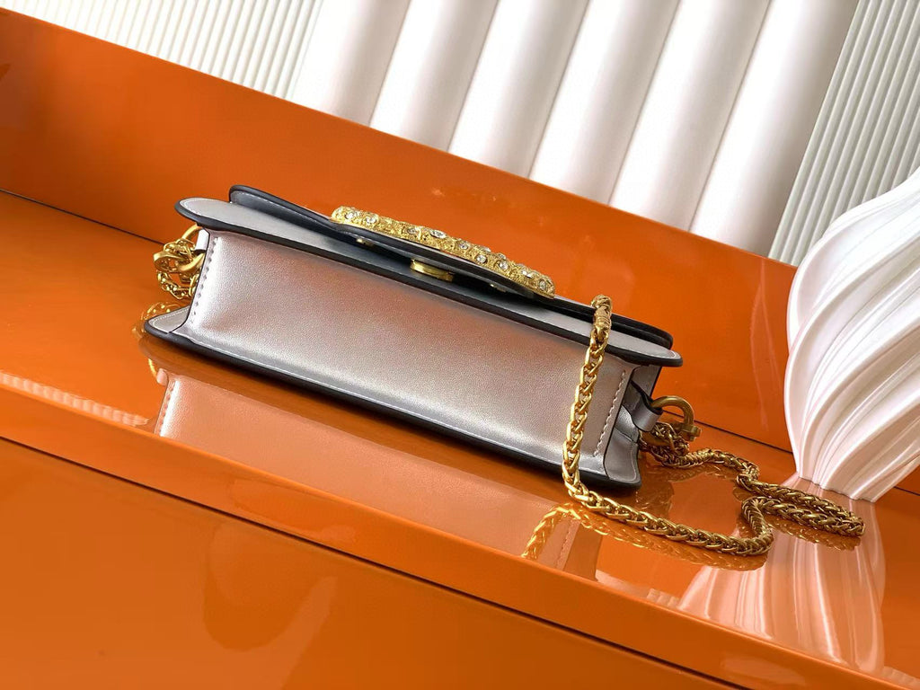 B1P36A30 Popular  leather bag