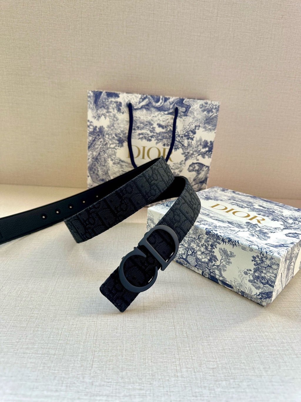 P1R55D206 Popular   High quality belt With full package