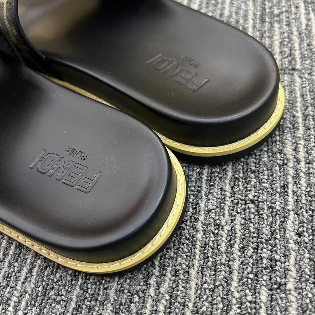 Z5XF105 Popular Slippers