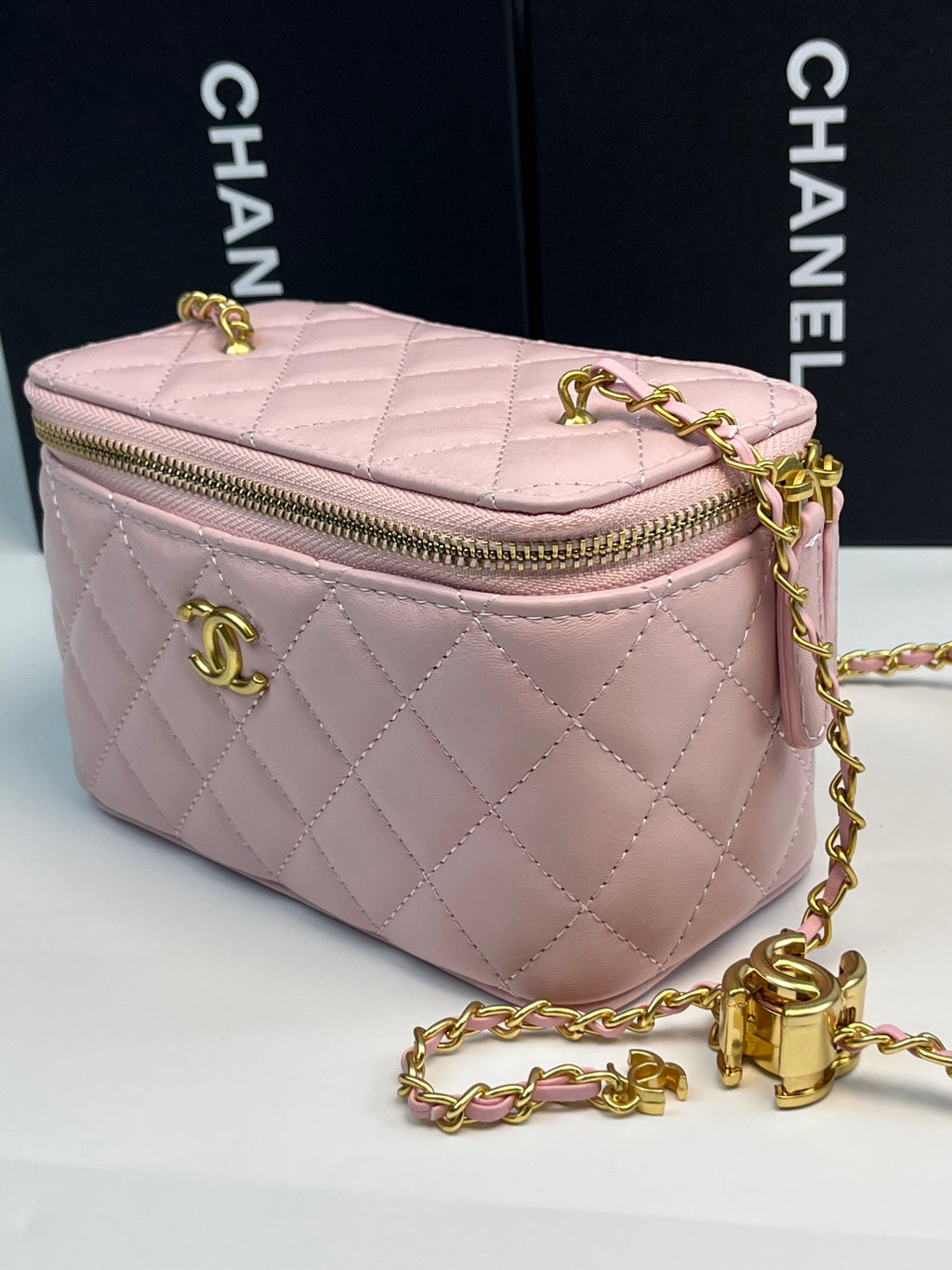 B1P36C83 Popular leather bag