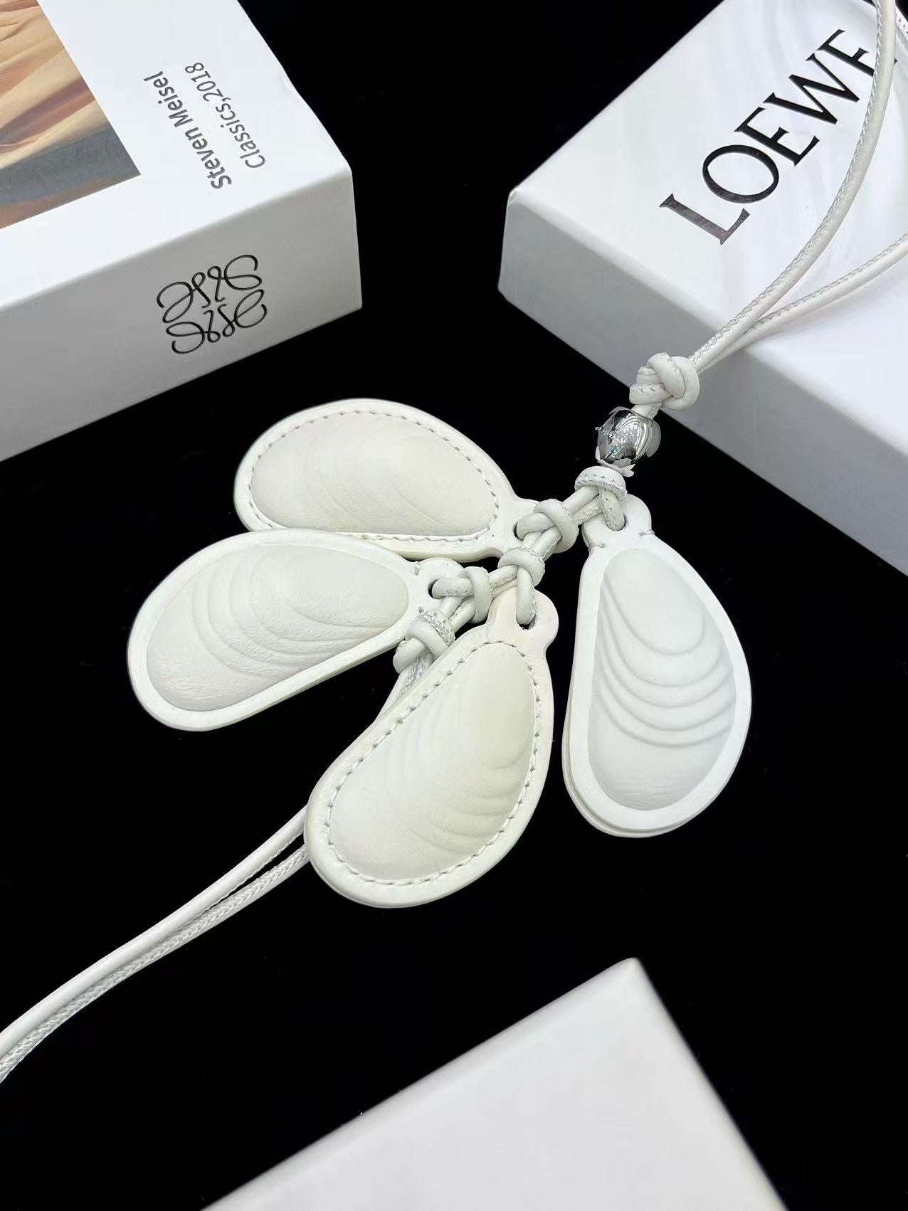 A1R76A87 Popular bag 's charms accessories
