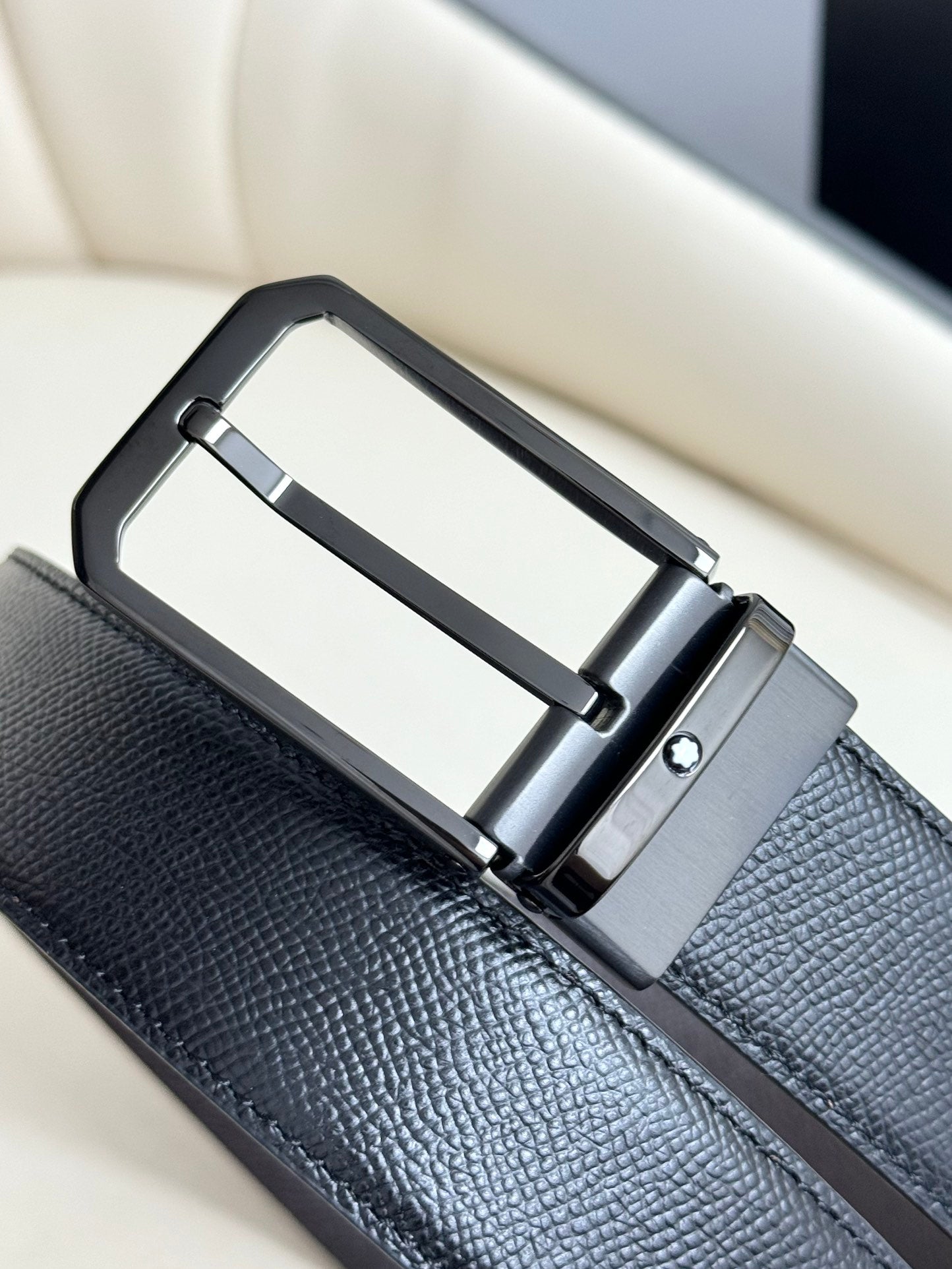 P1R55A236 Popular  High quality belt With full package