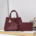 B1R76D42 Popular leather bag