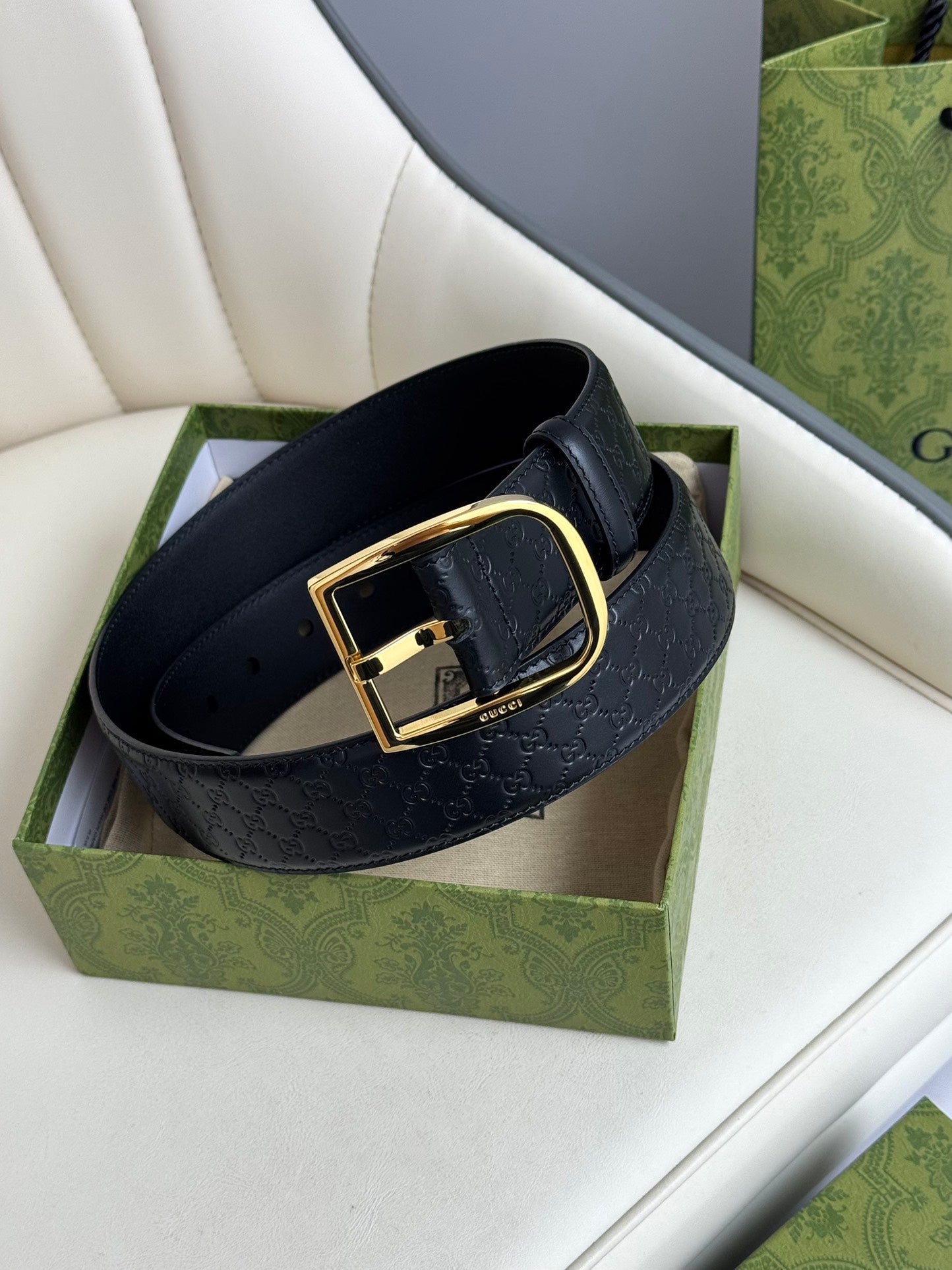 P1Q115B16 Popular High quality belt With full package