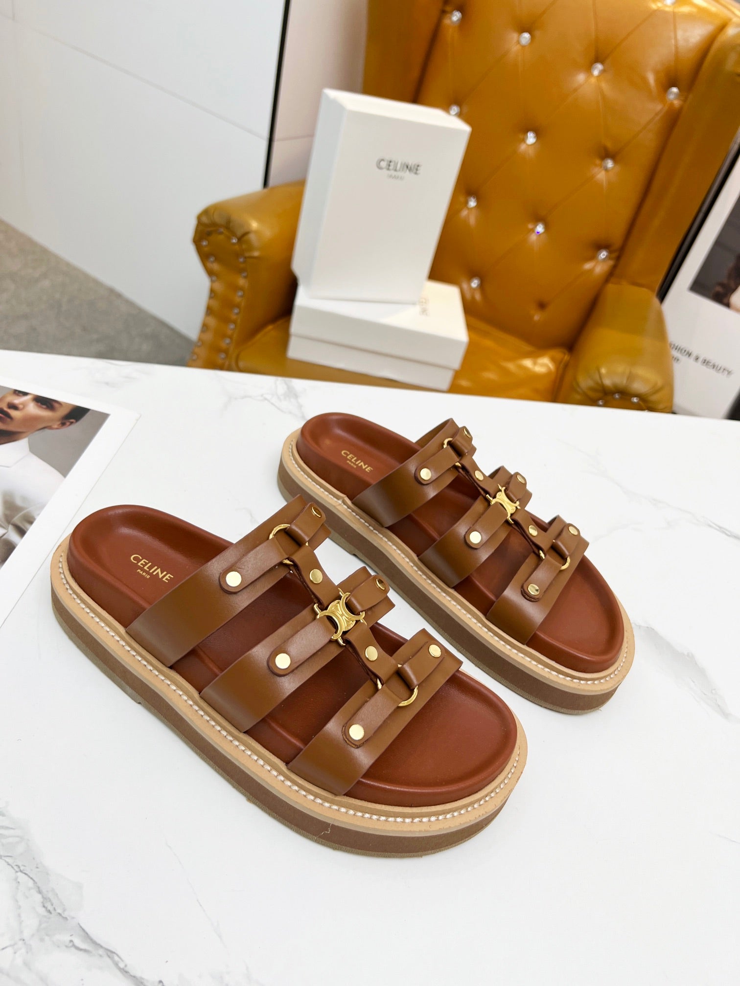 Z2R45N1  Popular leather shoes 