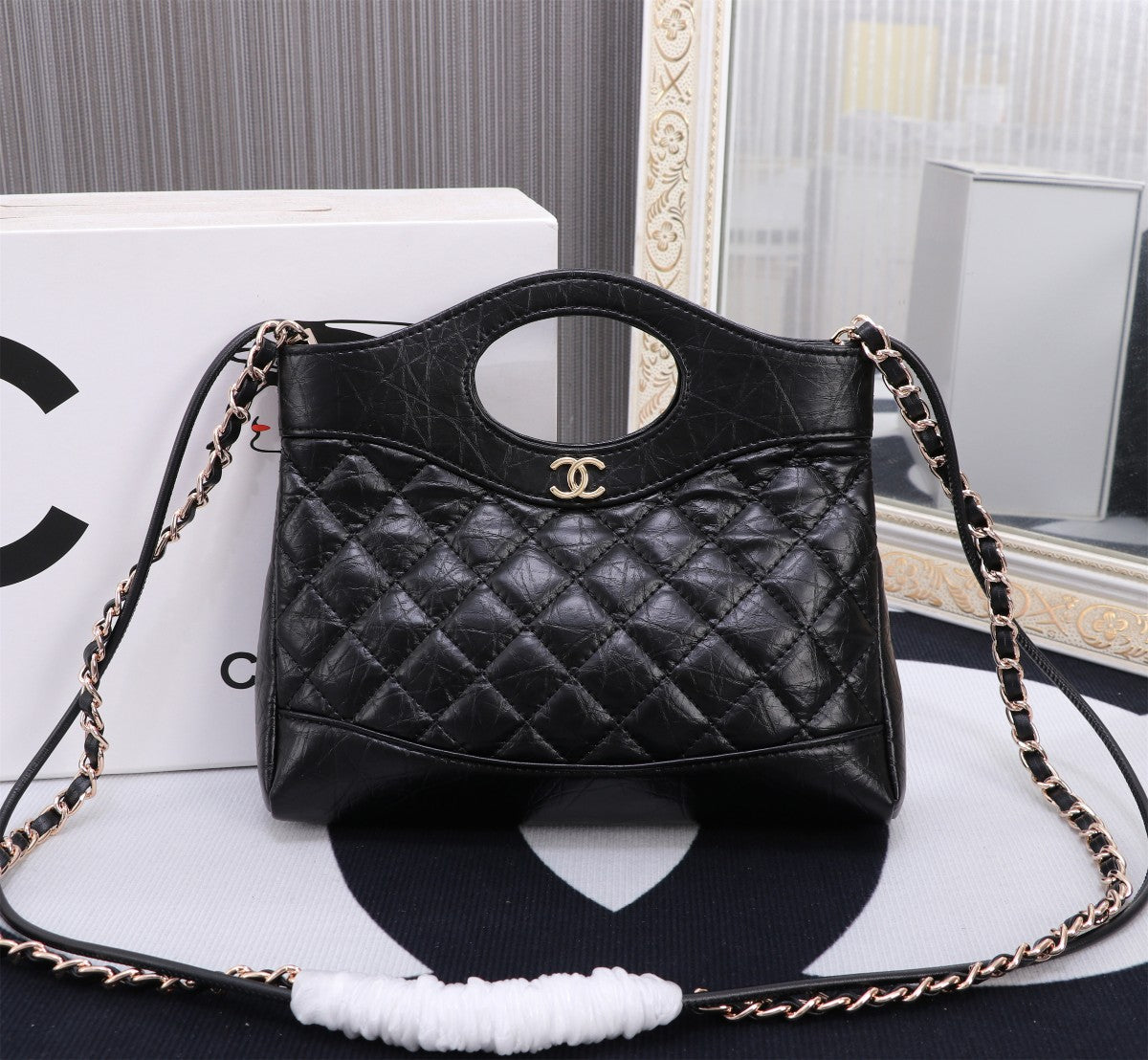 B12X44E310 Popular  leather bag 