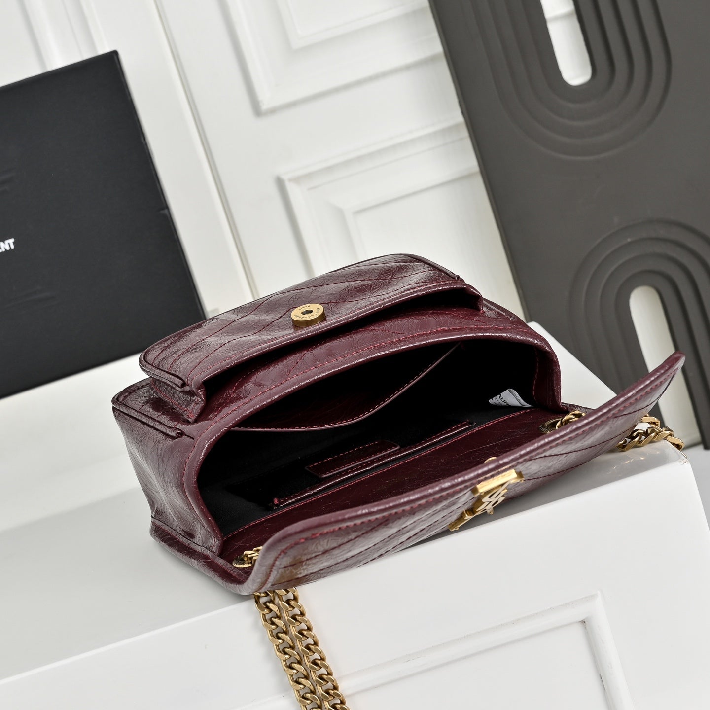B1R76SL16 Popular leather bag