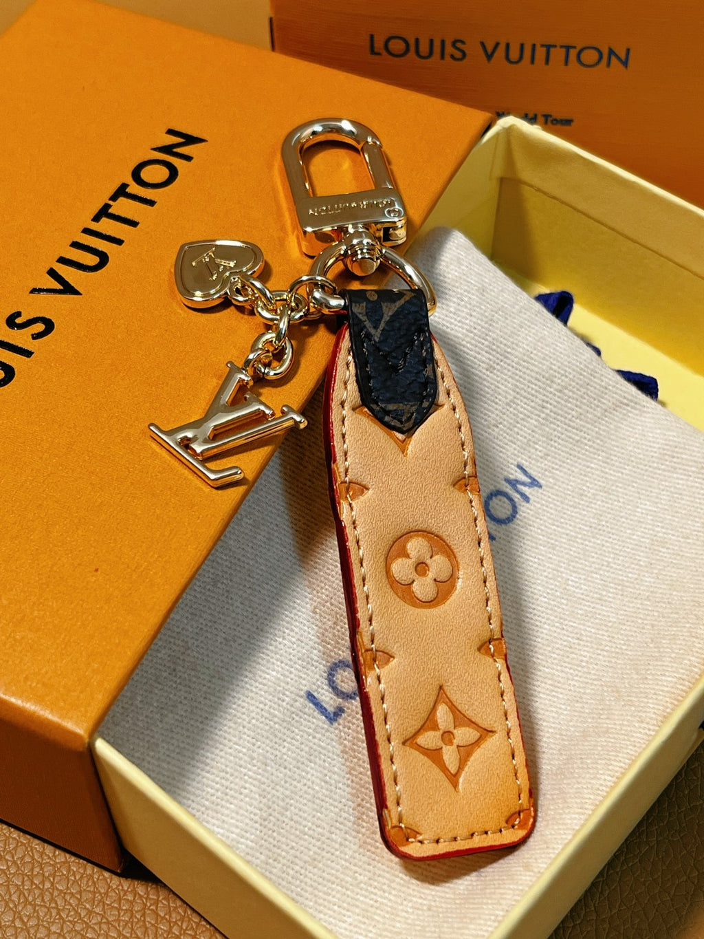 A1Q95E8 Popular bag 's charms accessories