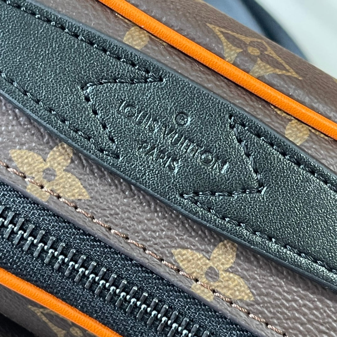 B1W15E38 Popular  leather bag