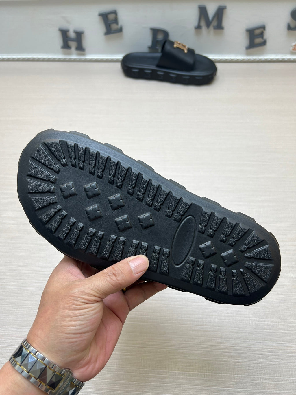 Z5ZA110  Popular slippers
