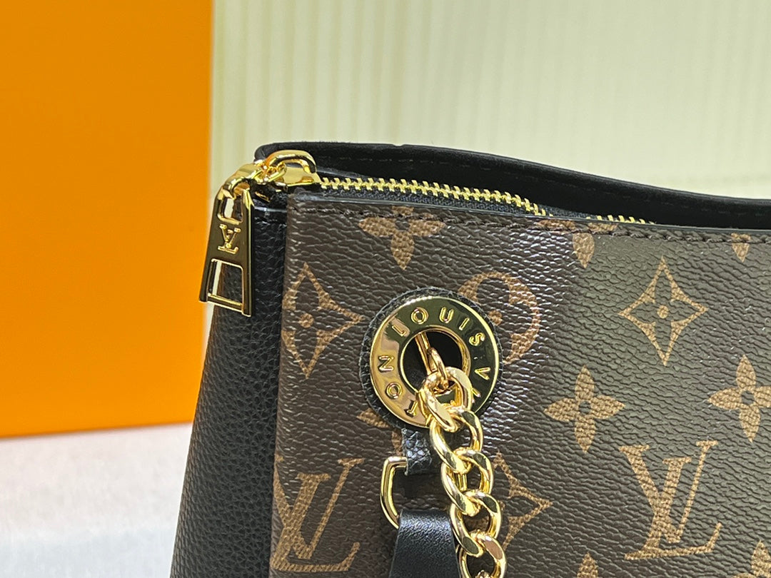B1W15E36 Popular  leather bag