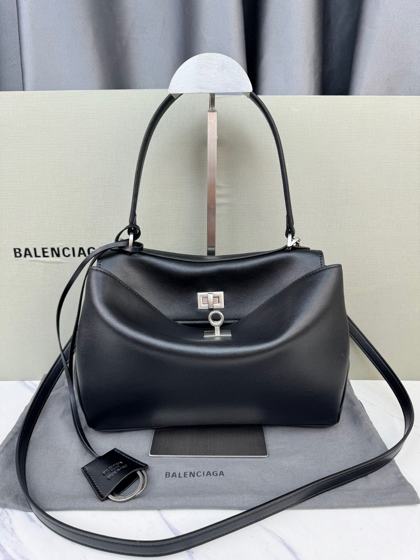 B1X15J4 Popular  leather bag