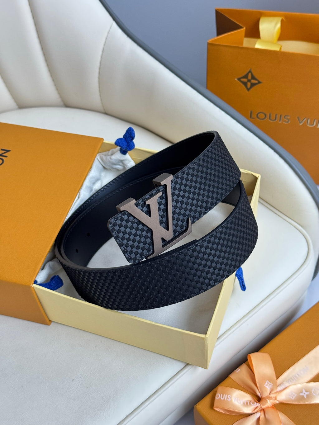 P1Q115E10 Popular High quality belt With full package
