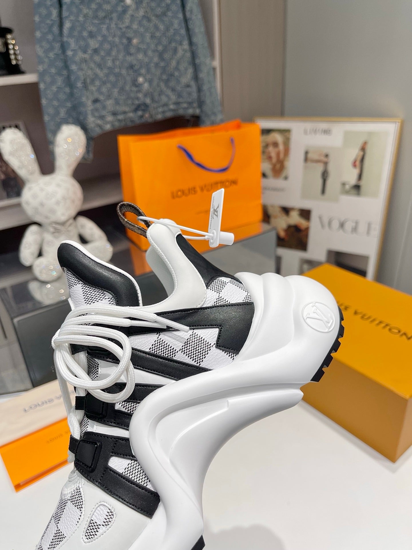Z2Q105E438  Popular high-quality Shoes