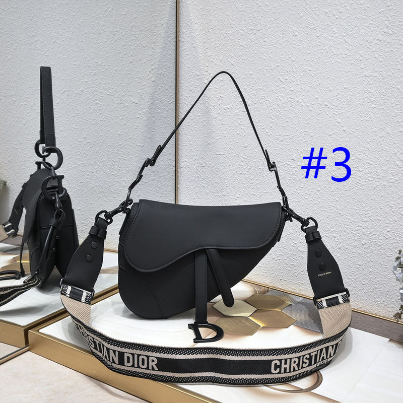 B1W35D115 Popular leather bag
