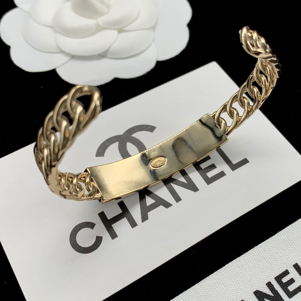 X1N73C95K  Popular bracelet