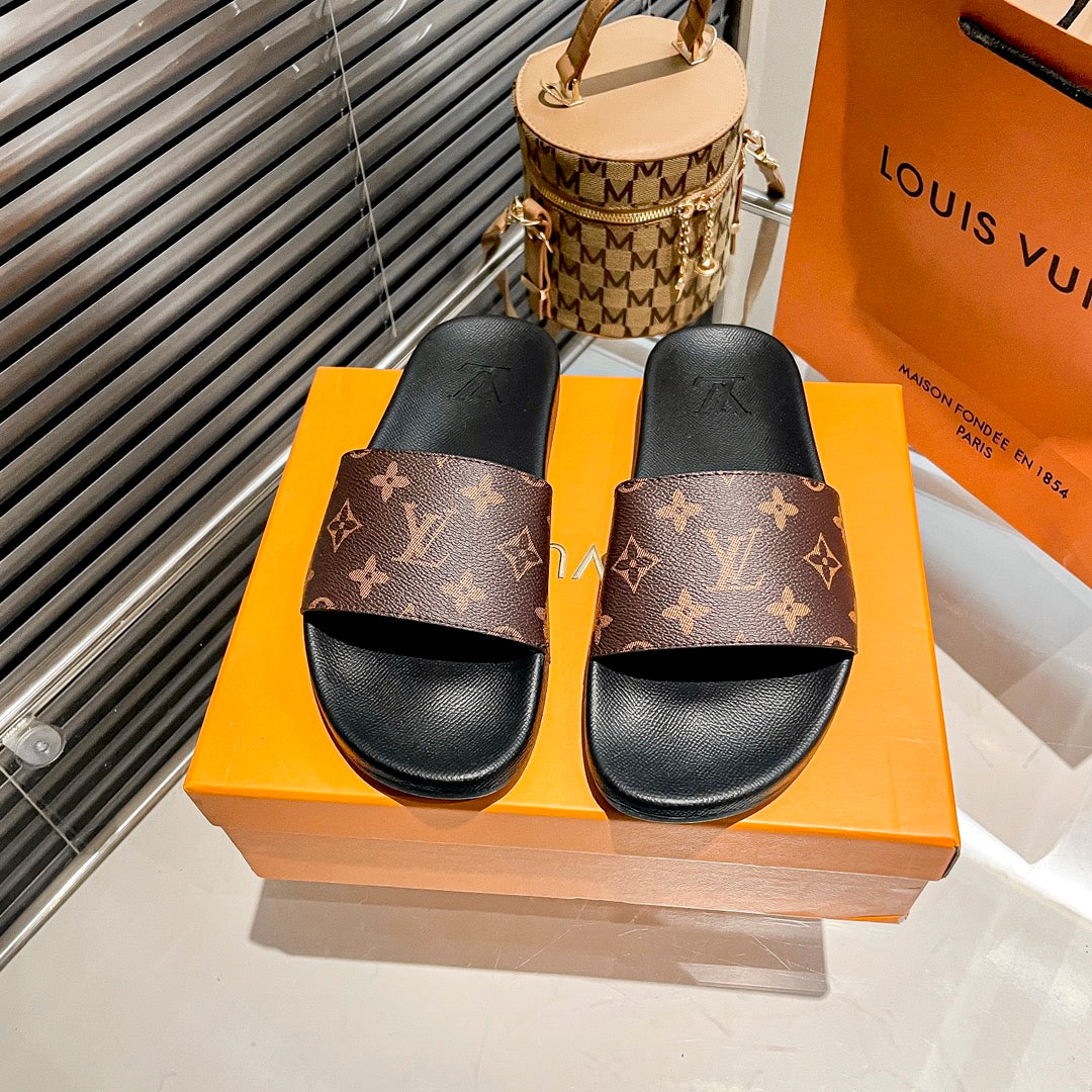 Z1Z54E195 Popular Slippers