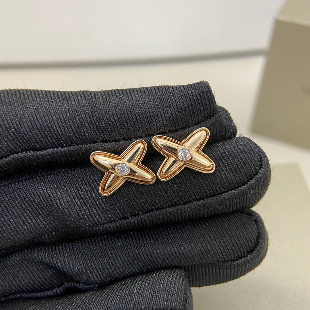 X1Z95A24E Popular Earrings