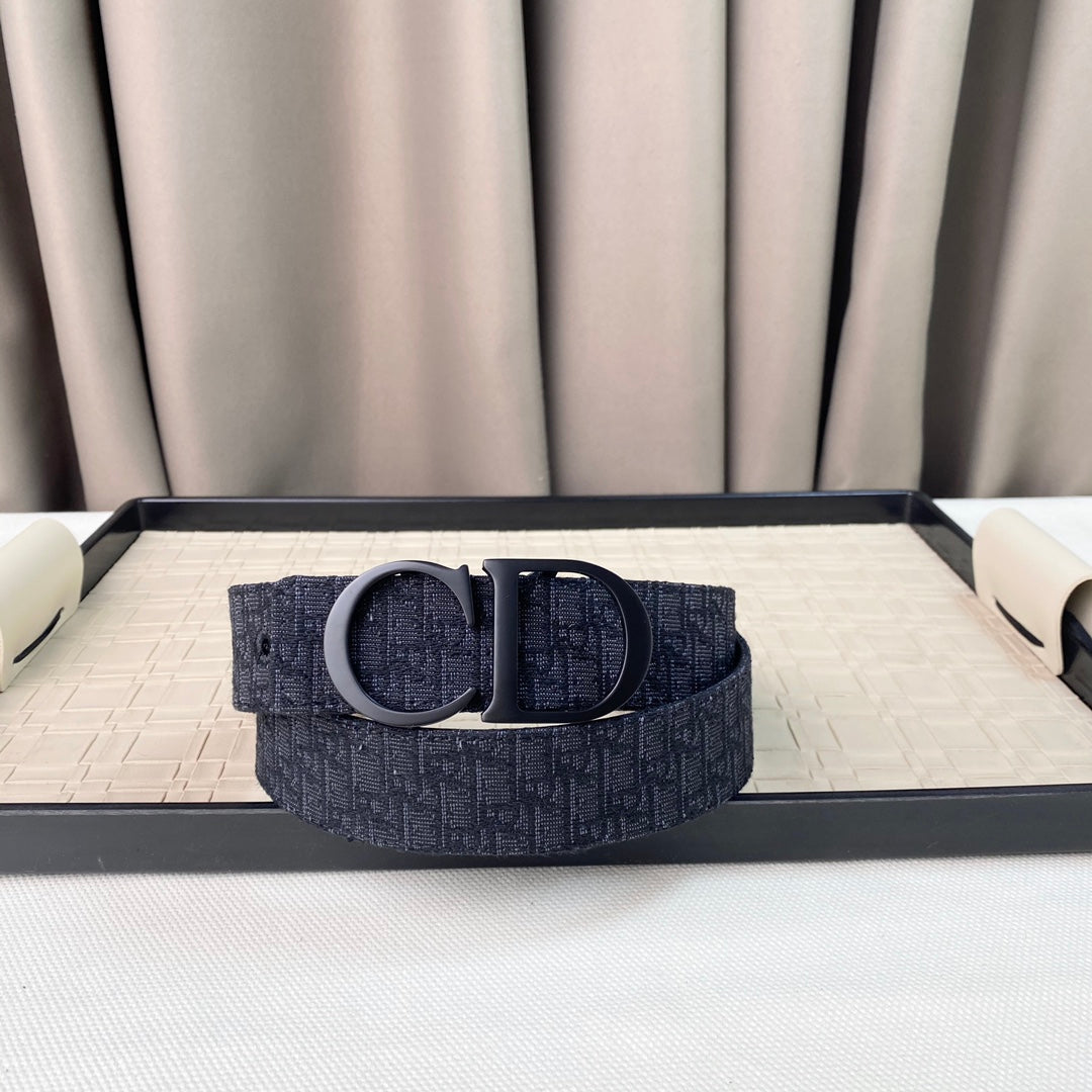 P1Q64D37  Popular    High quality belt With full package