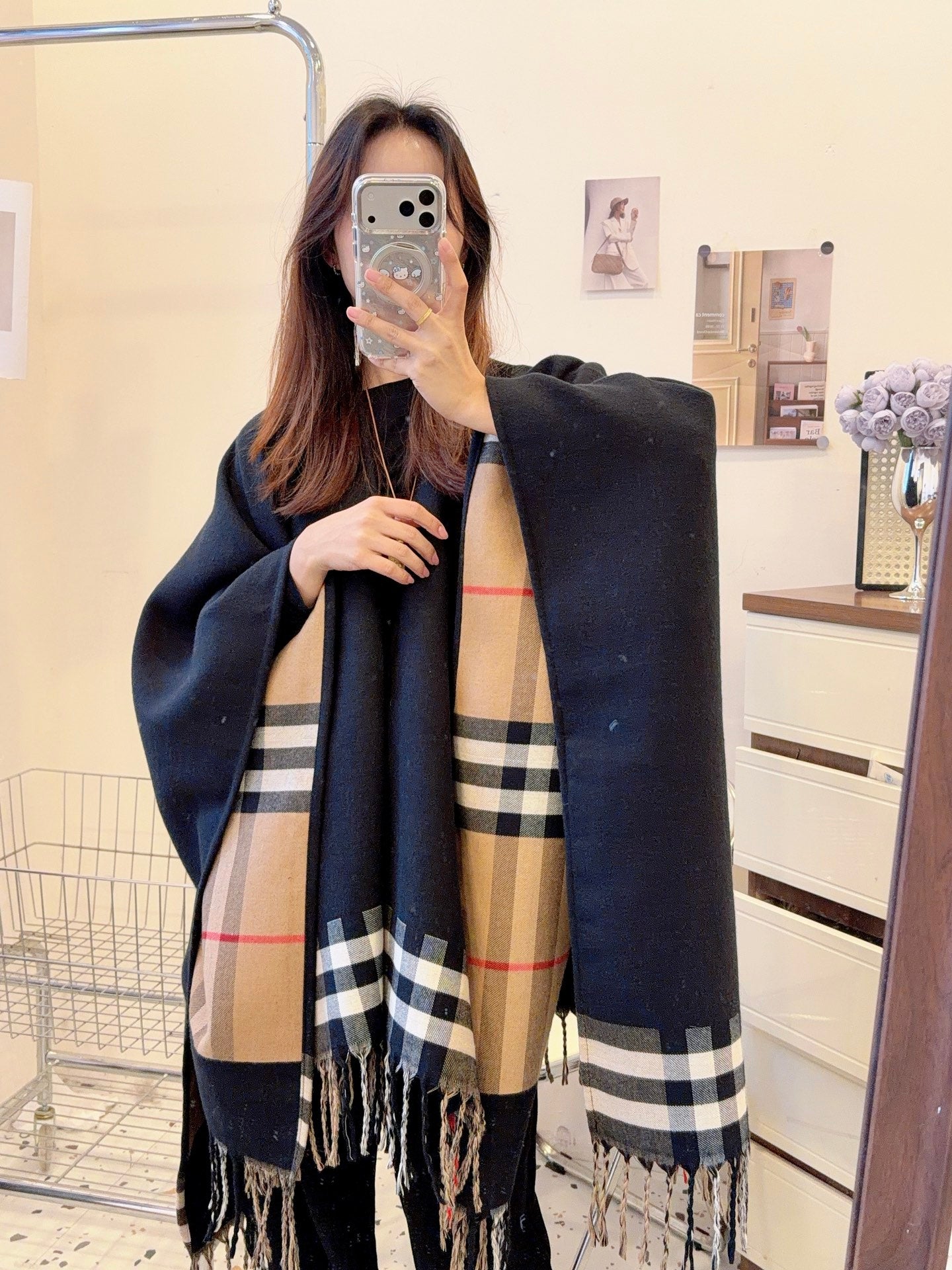 W1R86R55 Popular cape