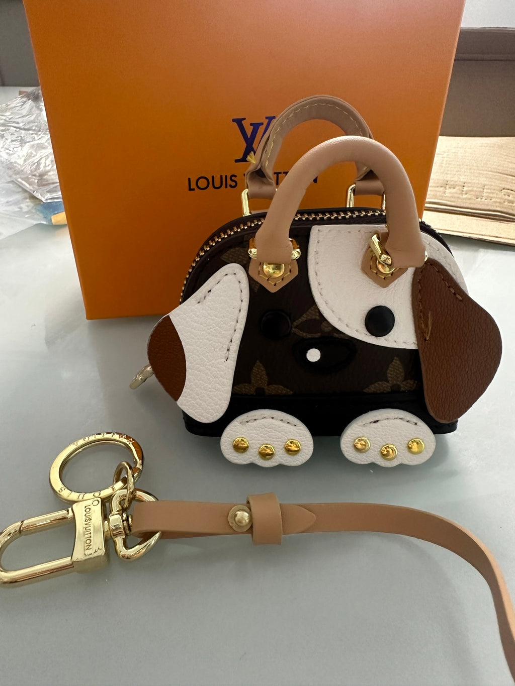 A1R76E101 Popular bag 's charms accessories
