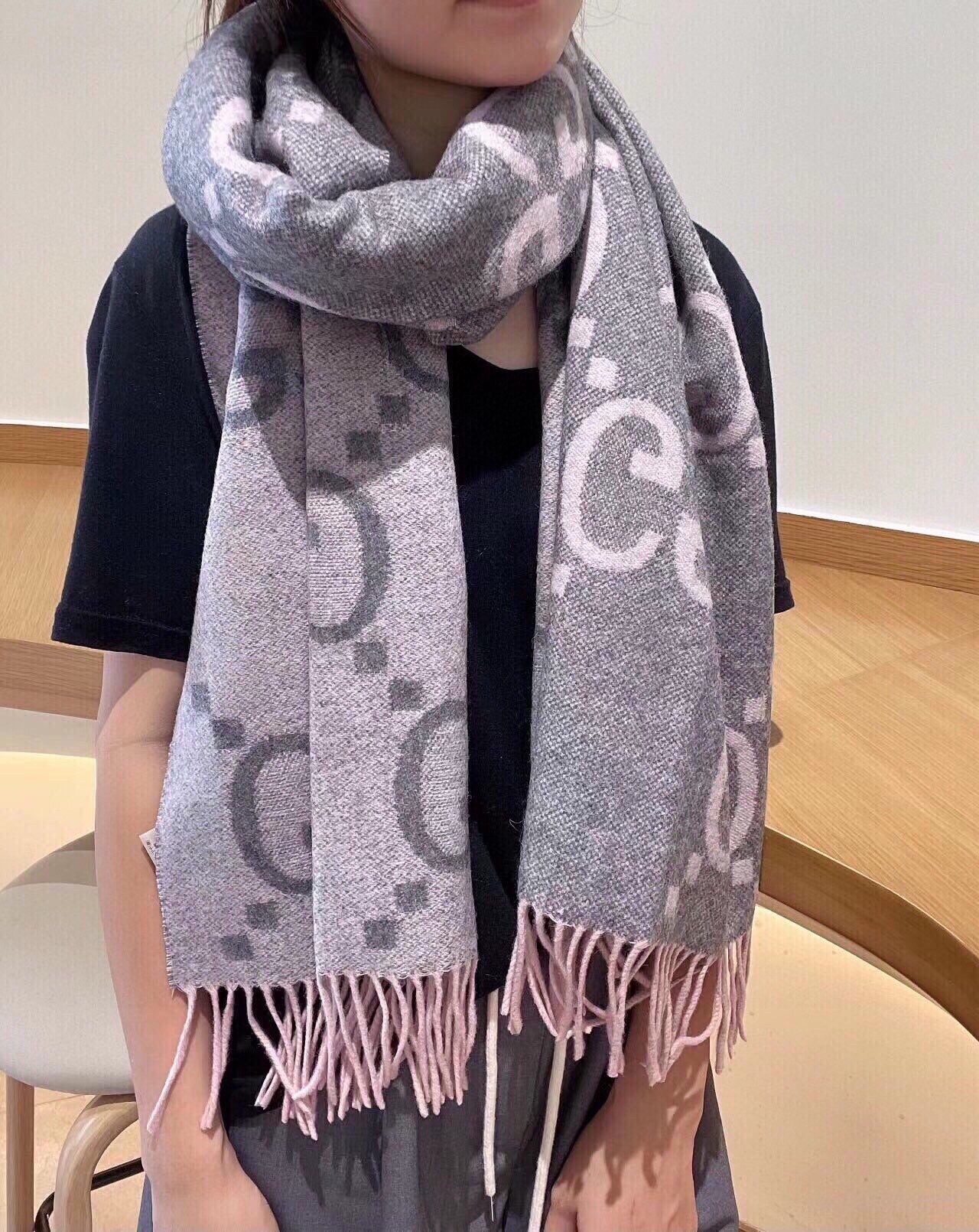 W1R86B30 Popular Winter Scarves