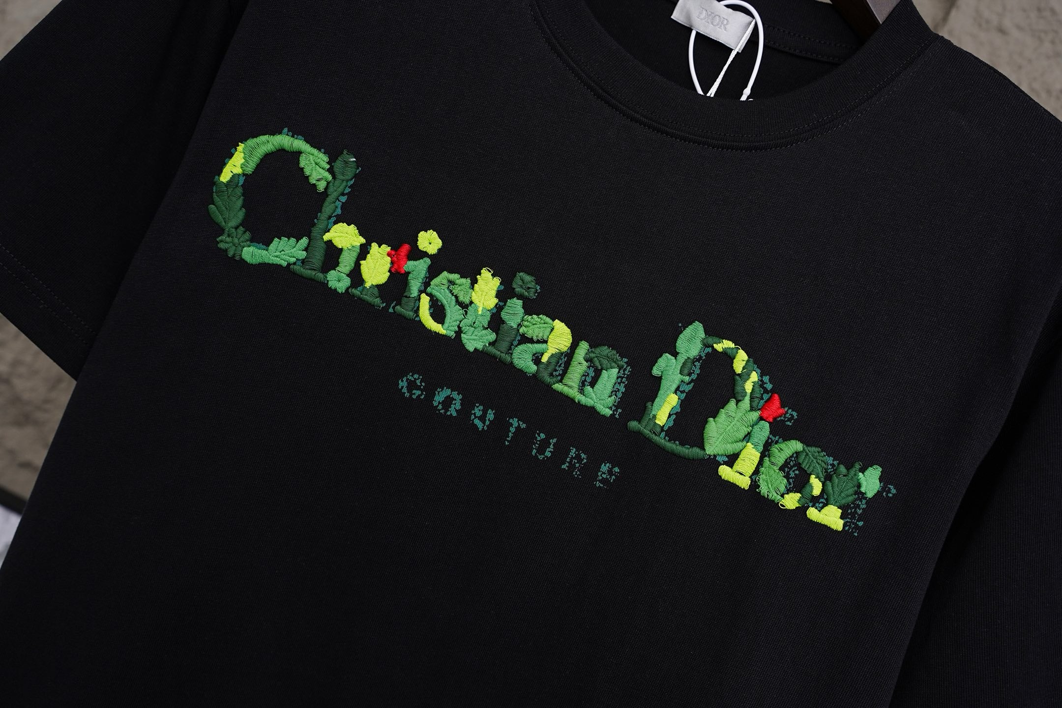U1R76D16 Popular T-shirts