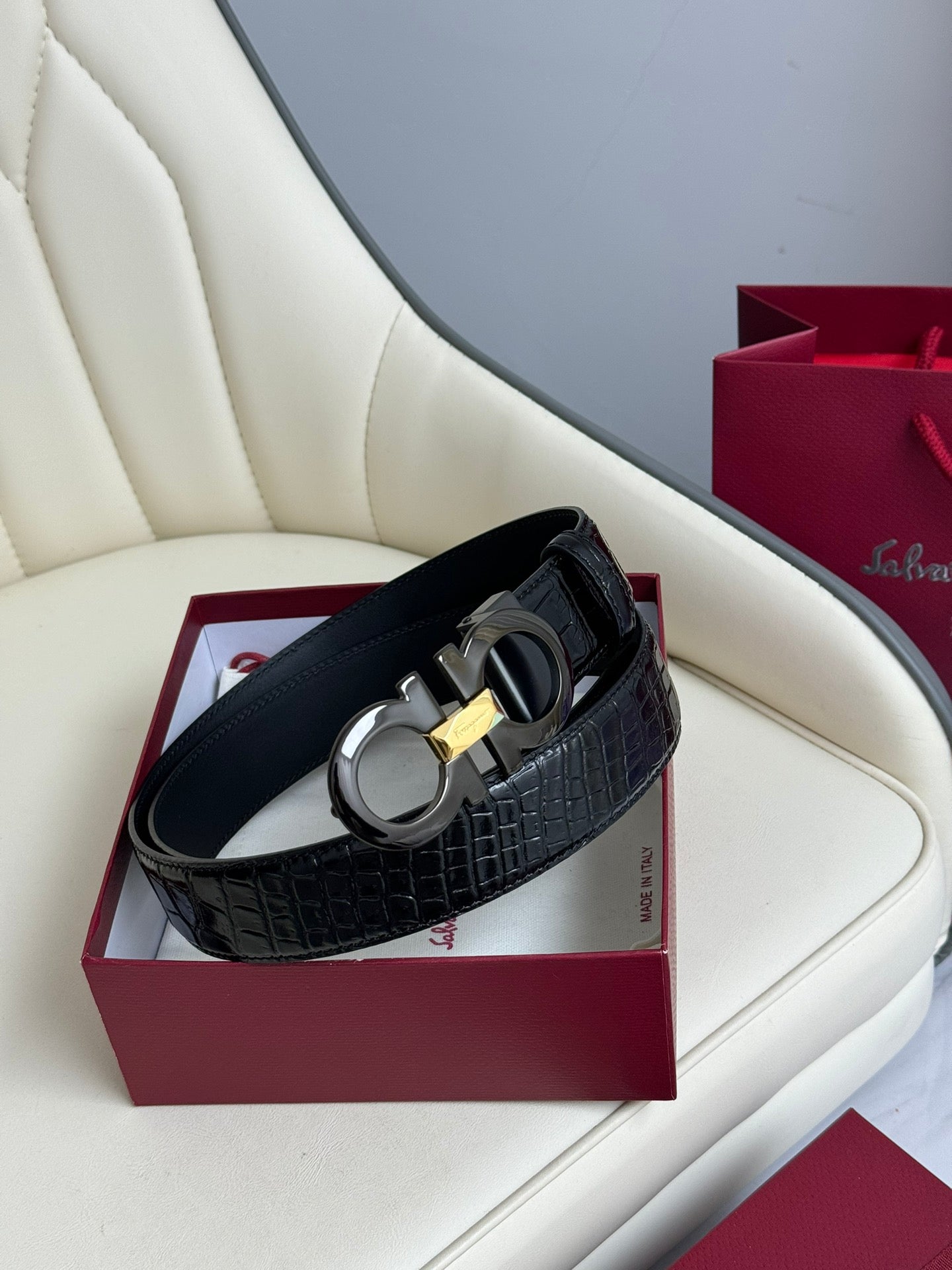 P1W15A167 Popular  High quality belt With full package