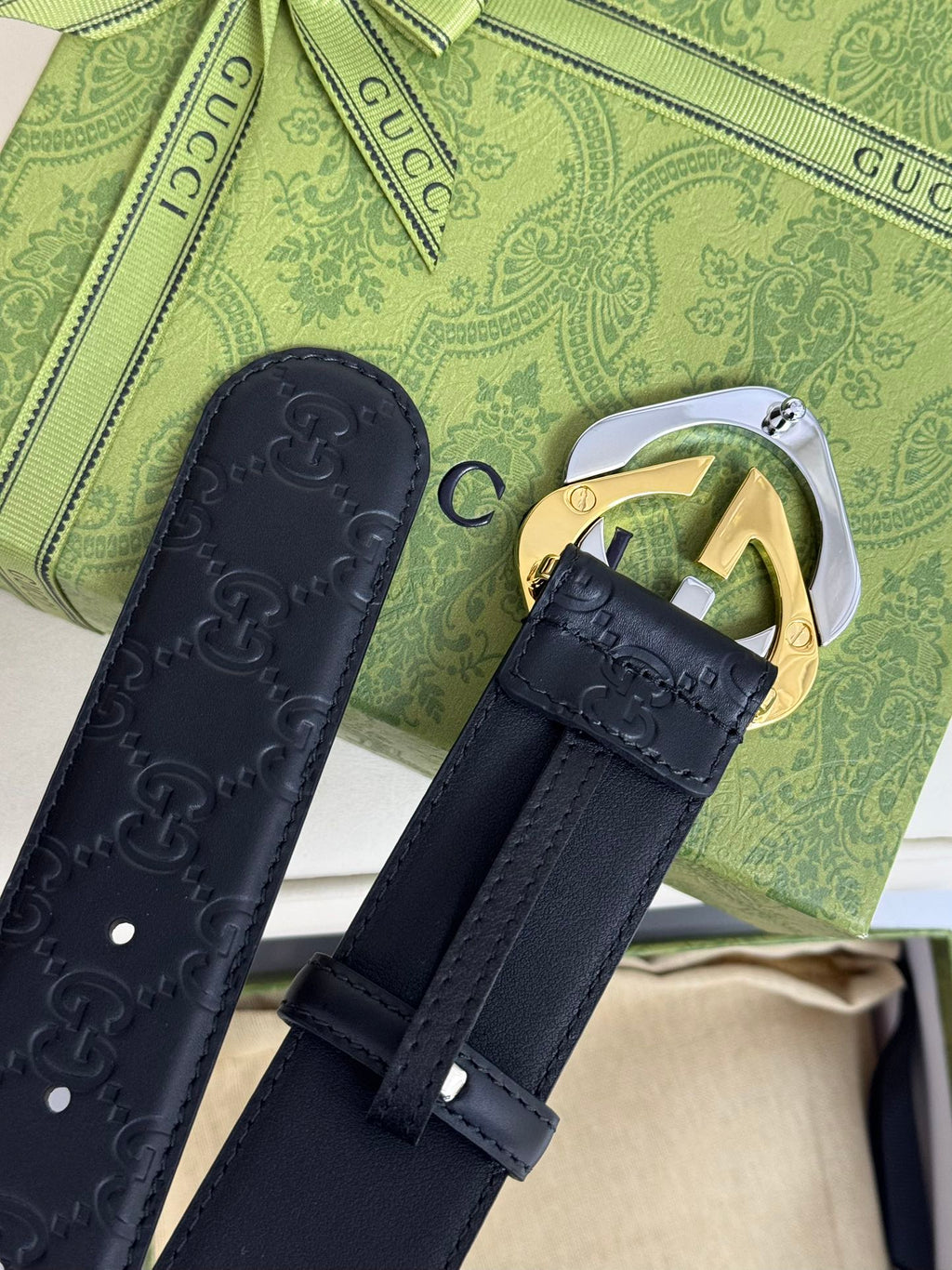 P1Q115B15 Popular High quality belt With full package