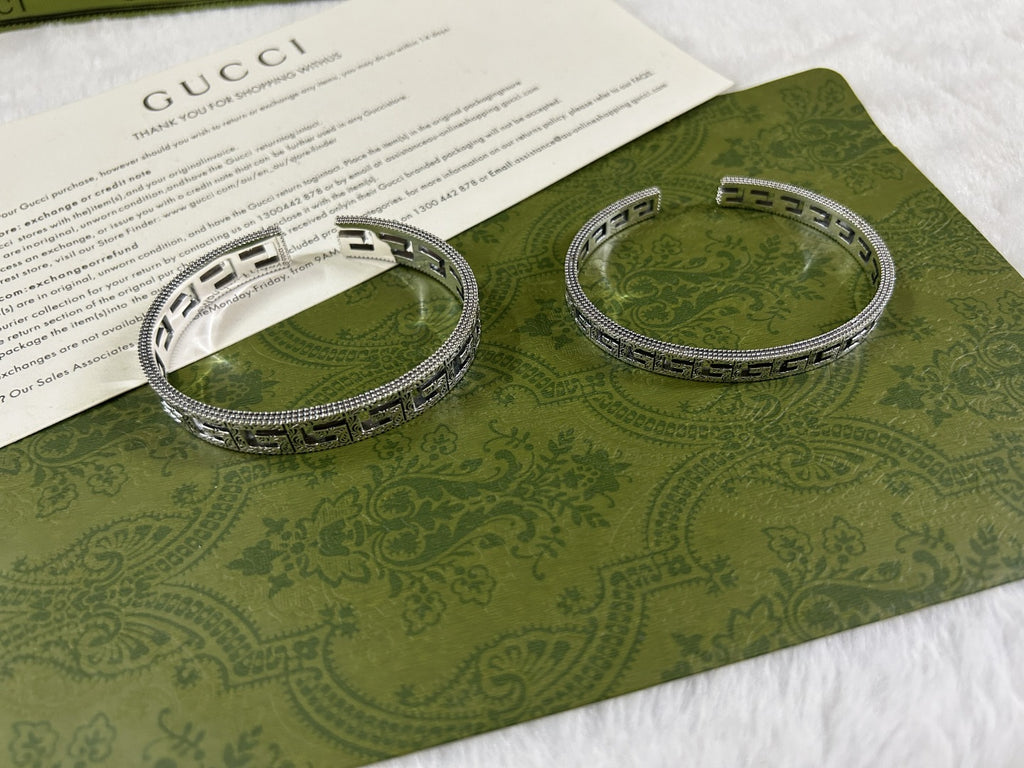 X1Q85D95K  Popular Bracelets