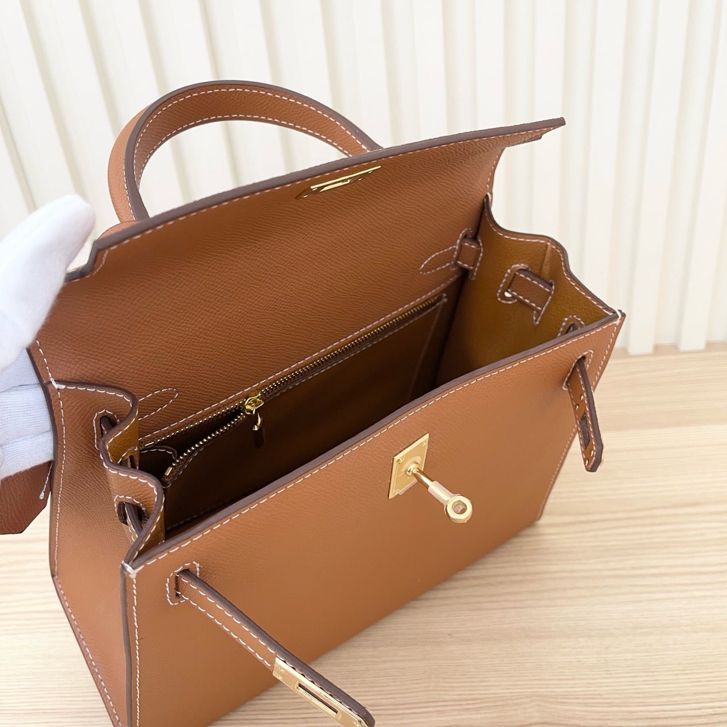 B1N46H7 Popular leather bag