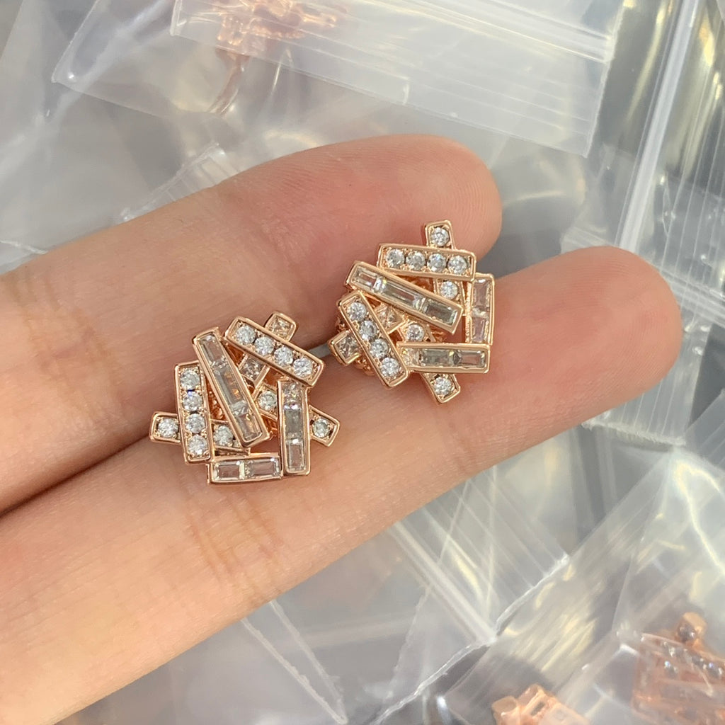 X1Z84A102E Popular  Earrings