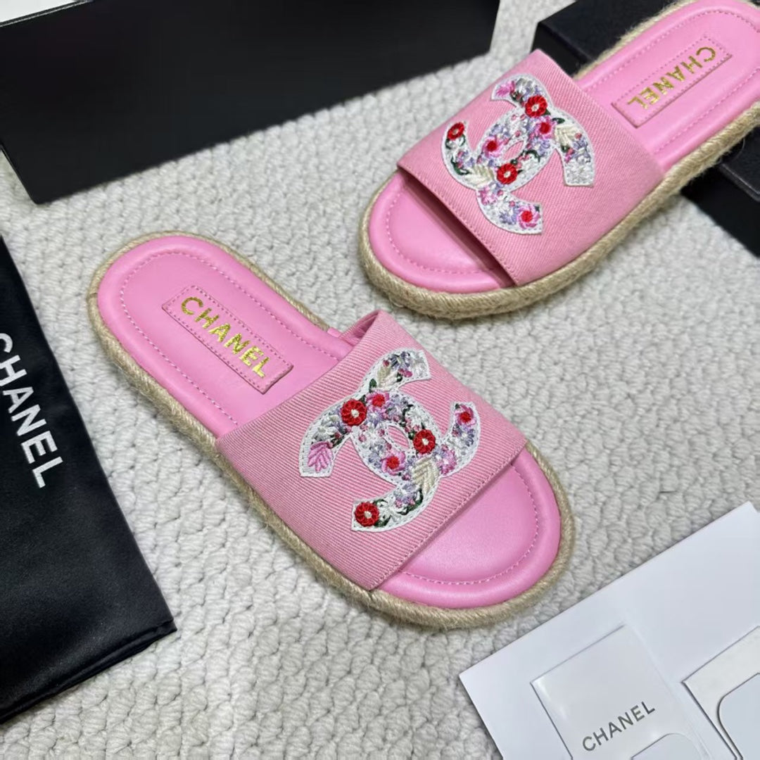 Z2Q55C43 Popular leather shoes