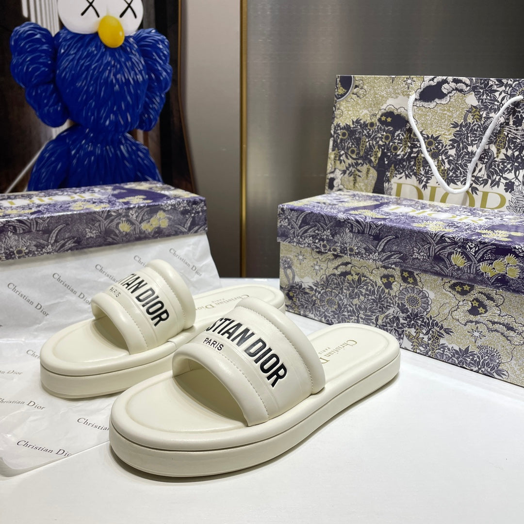 Z1Z54D76 Popular slippers