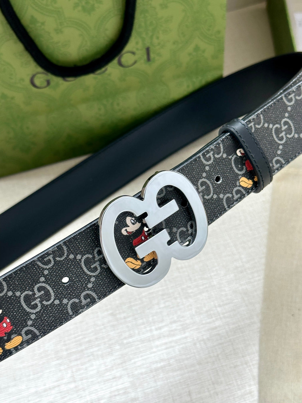 P1R55B229 Popular High quality belt With full package