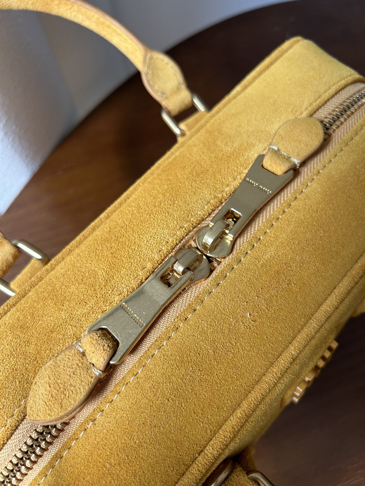 B1P46A148 Popular leather bags(27x12x9cm)