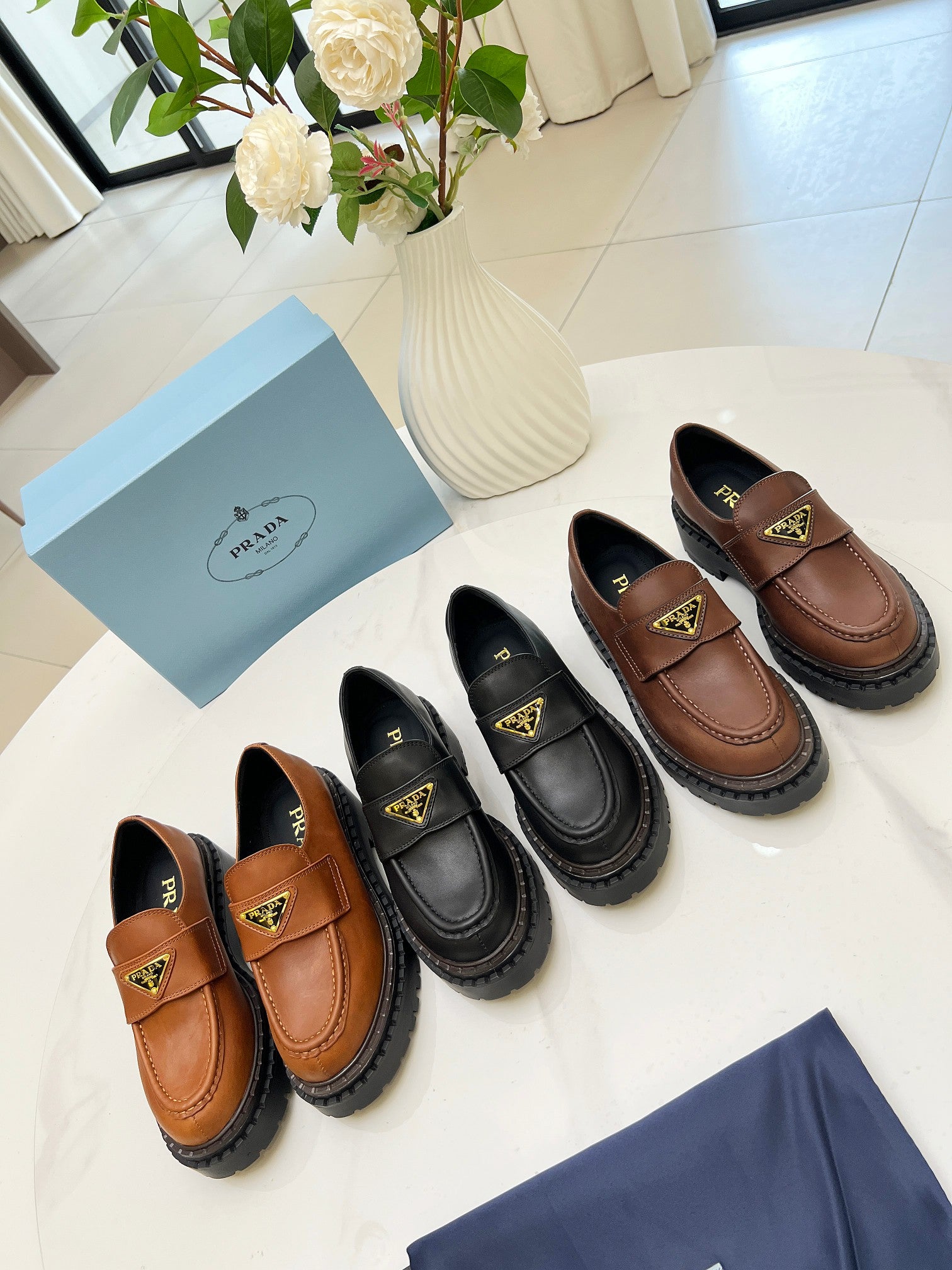 Z2Q105P409 Popular high-quality Shoes