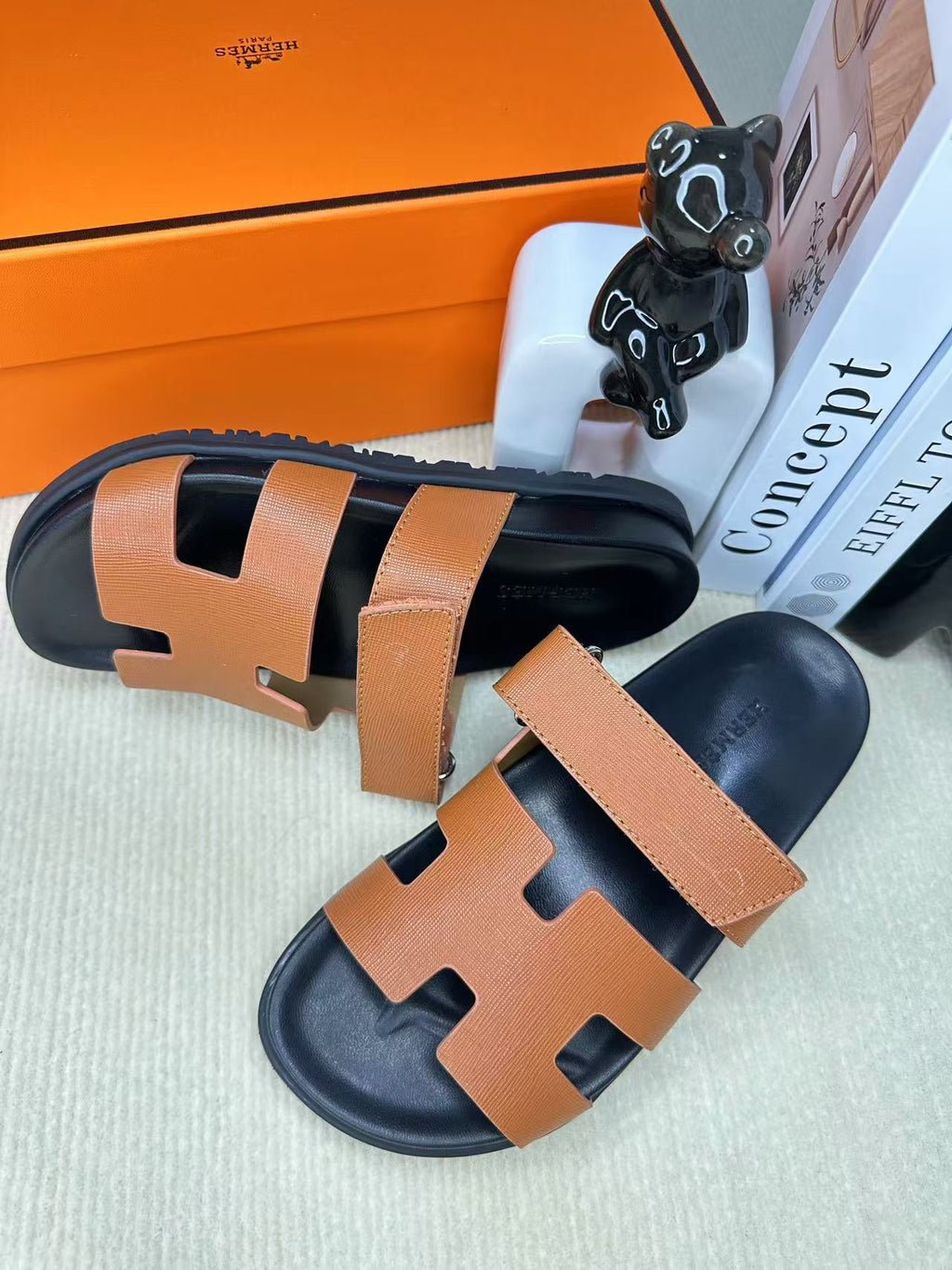 Z2Q55H27 Popular  leather shoes