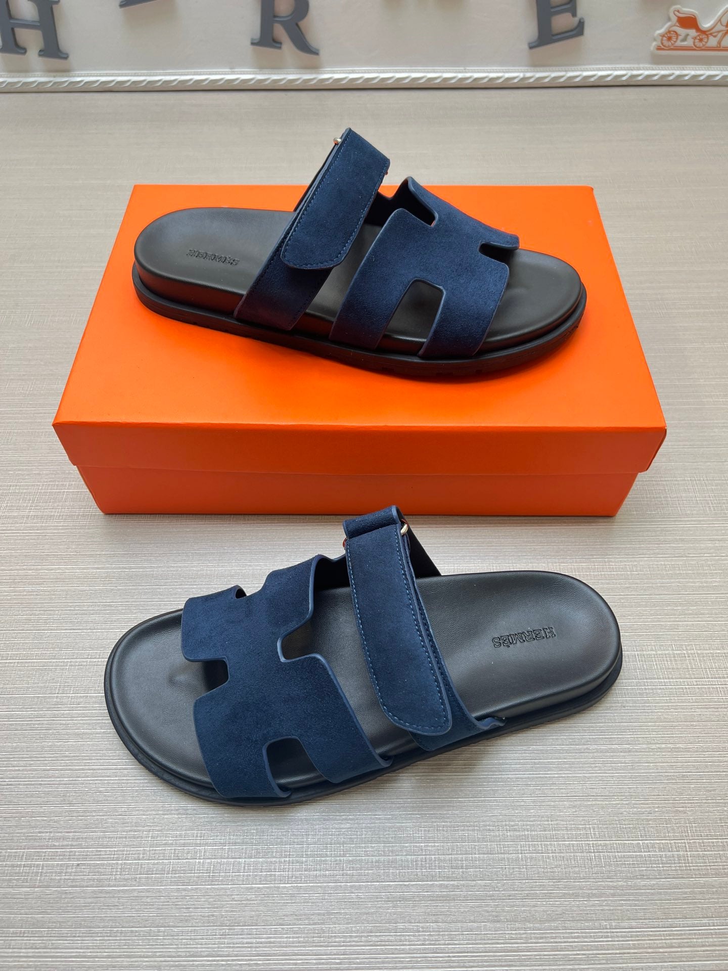 Z5R35H6  Popular Slippers shoes
